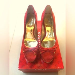Red Suede Guess Peep-toe Pumps Size 7 NEW in Box